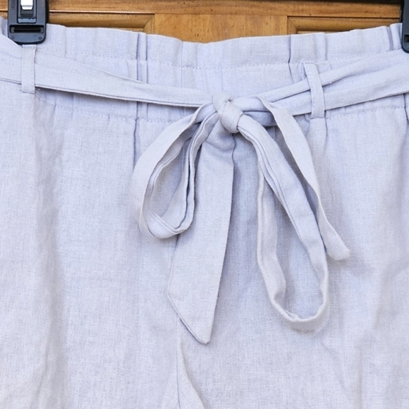 NWOT Charlotte Russe Women's Lavender High-Waist Belted Paper Bag Shorts, Size L - Picture 2 of 7